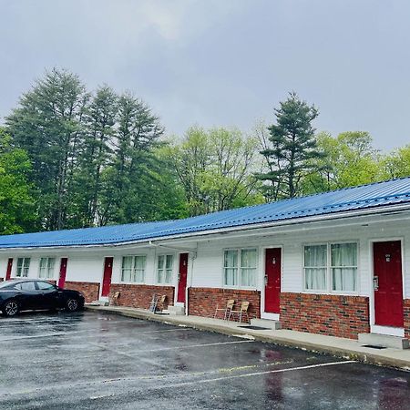 Economy Lodge 682 Main St ستيربريدج المظهر الخارجي الصورة