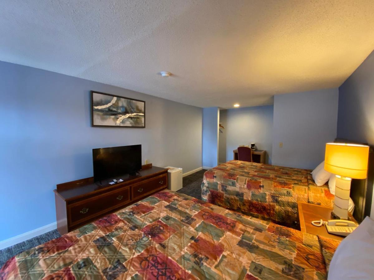 Economy Lodge 682 Main St ستيربريدج المظهر الخارجي الصورة