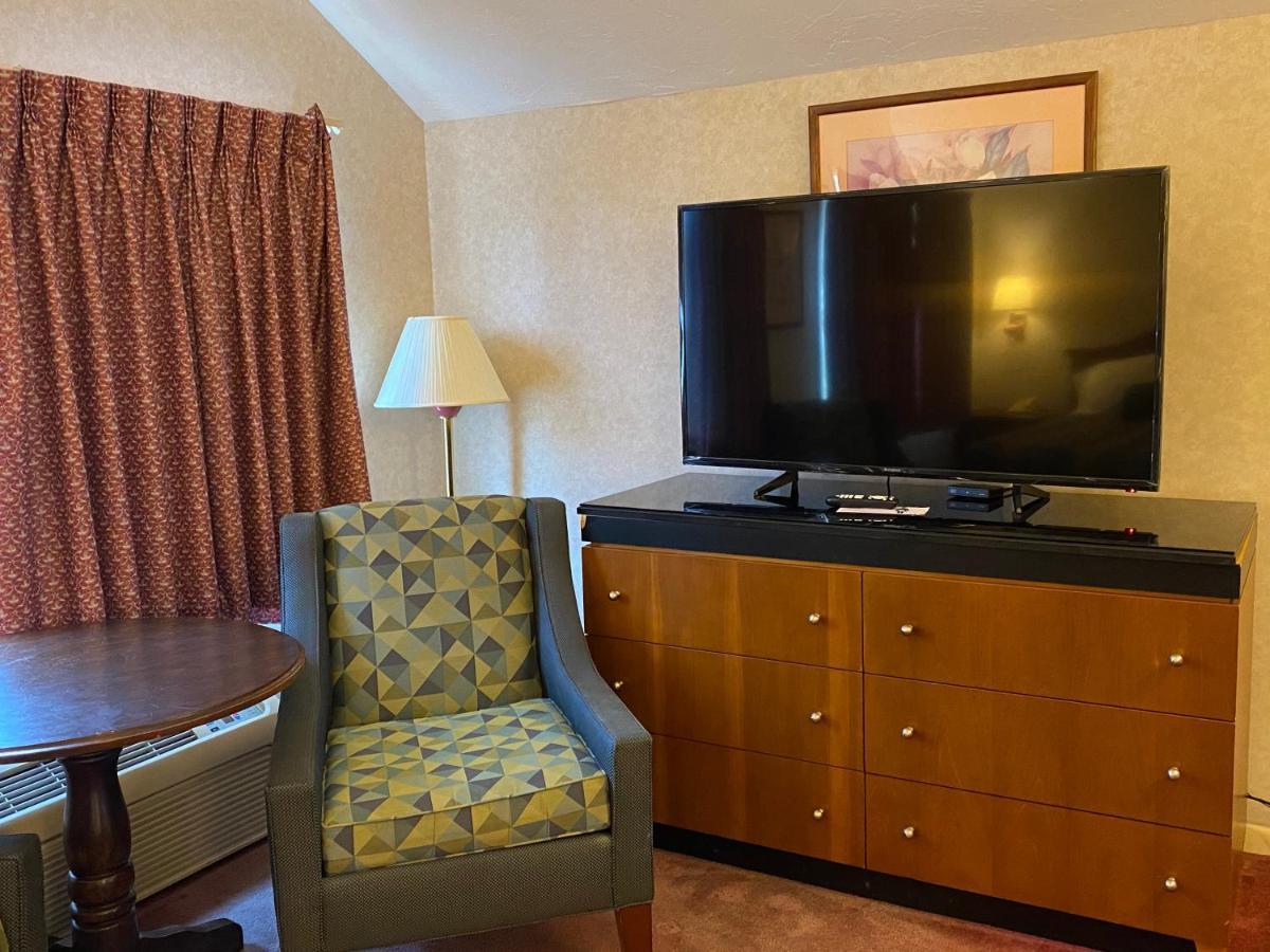 Economy Lodge 682 Main St ستيربريدج المظهر الخارجي الصورة