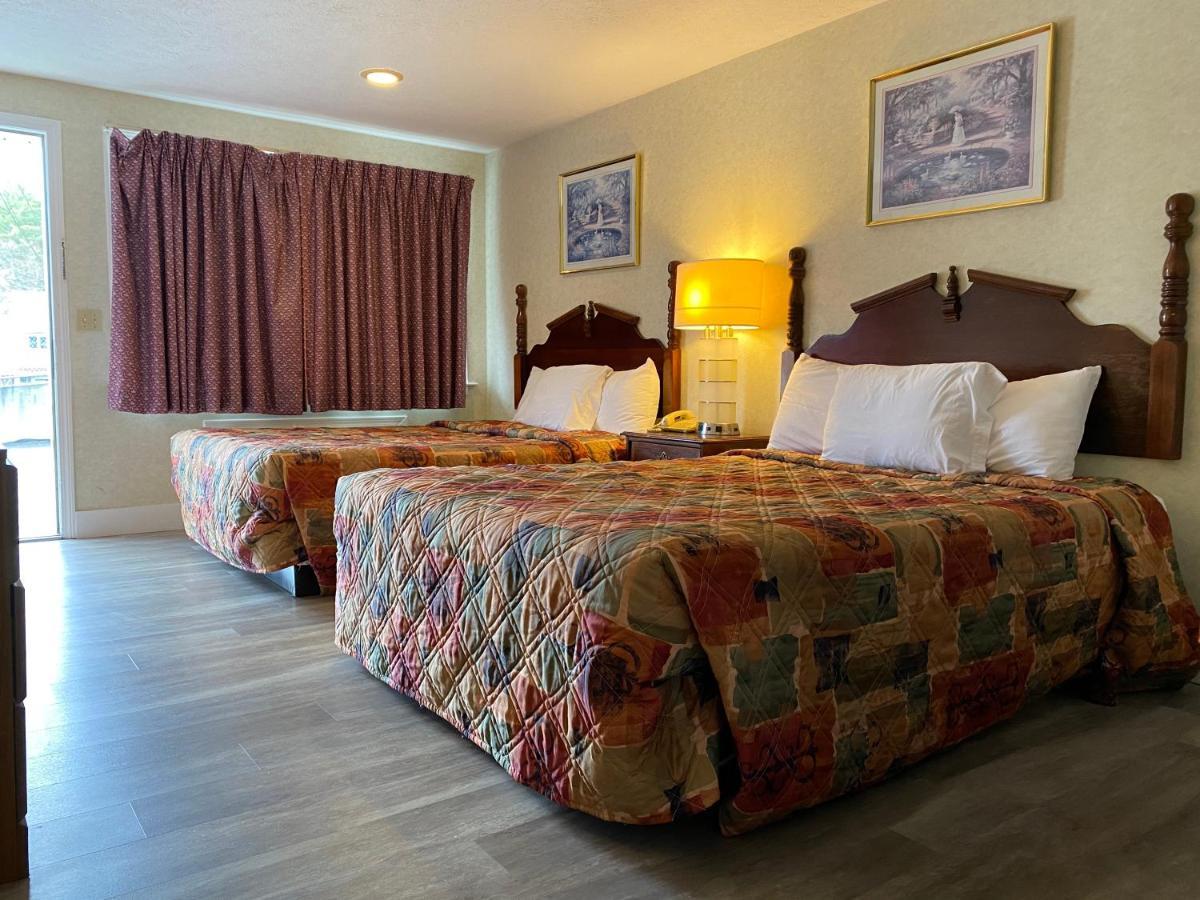 Economy Lodge 682 Main St ستيربريدج المظهر الخارجي الصورة
