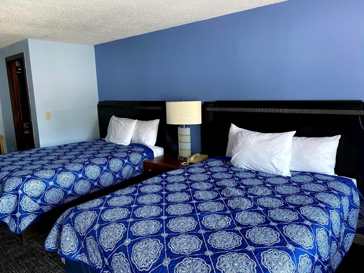 Economy Lodge 682 Main St ستيربريدج المظهر الخارجي الصورة