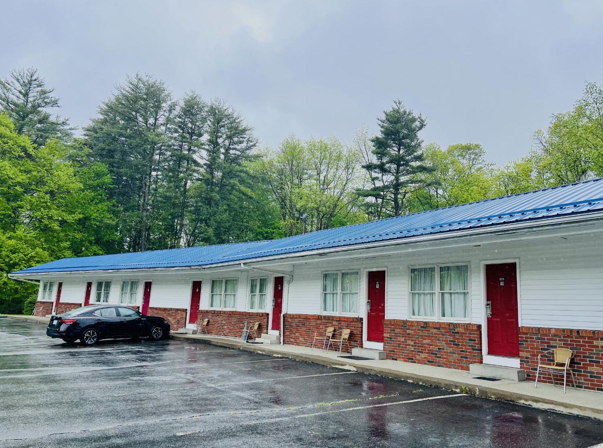 Economy Lodge 682 Main St ستيربريدج المظهر الخارجي الصورة