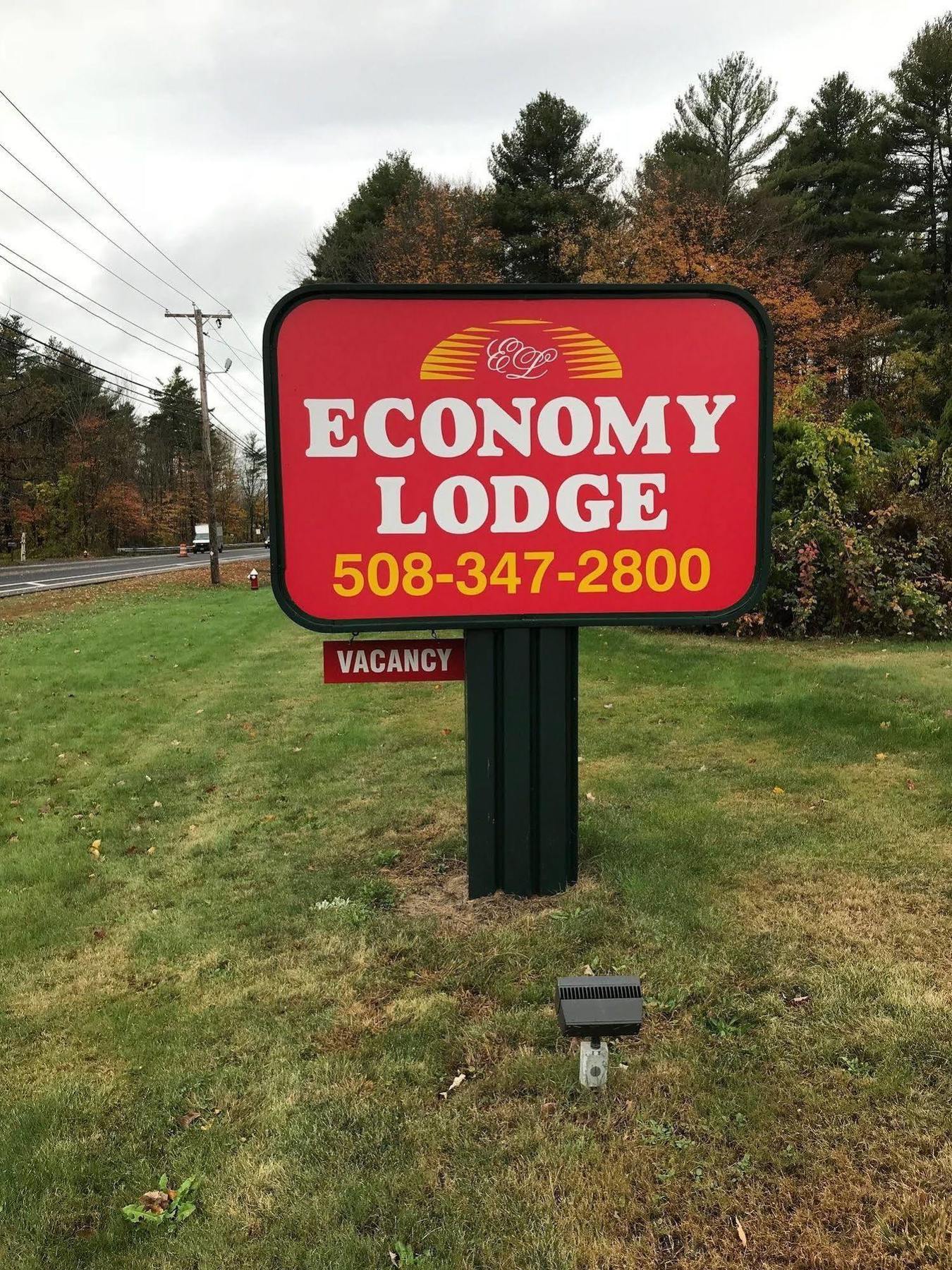 Economy Lodge 682 Main St ستيربريدج المظهر الخارجي الصورة
